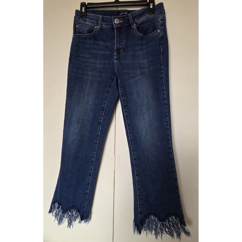 CHARLIE B Womans Jeans Bootcut Stle With Unique Fringe Hem ~ EUC ~